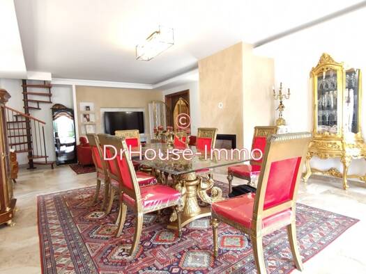 Maison à vendre 546 000 € 8 pièces 5 chambres 275 m² 3 000 m² de terrain Beaupuy 47200
