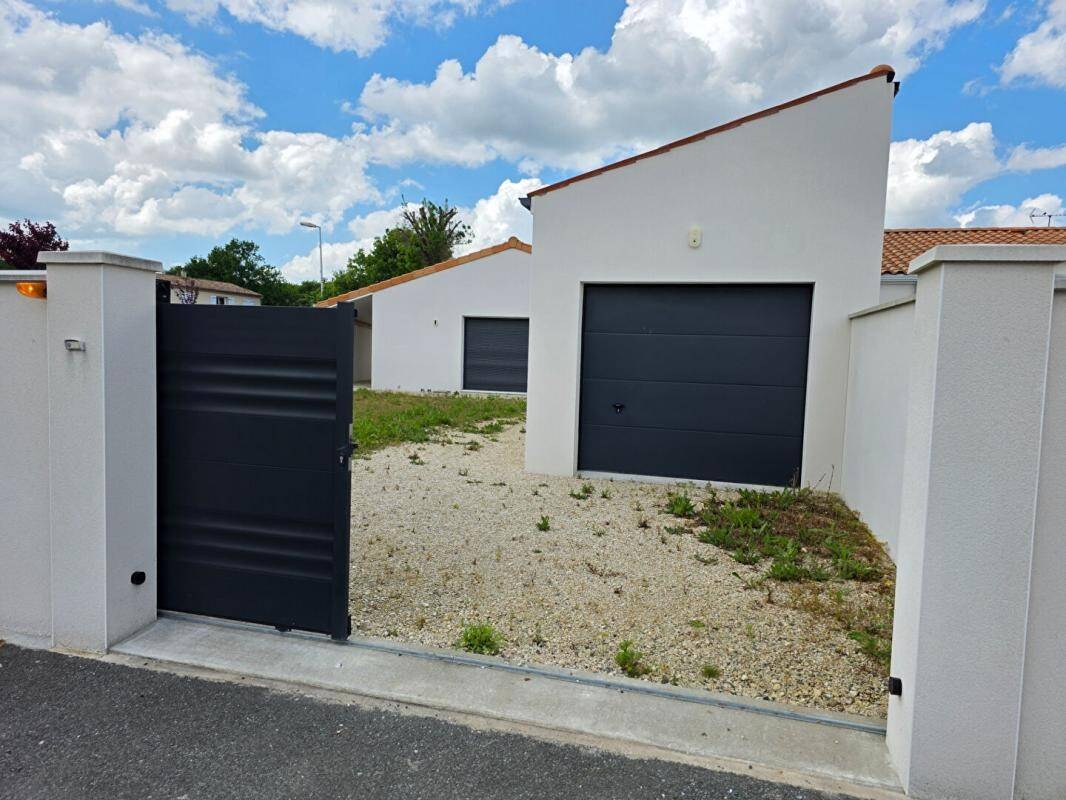 Maison à vendre, 81m², MEDIS