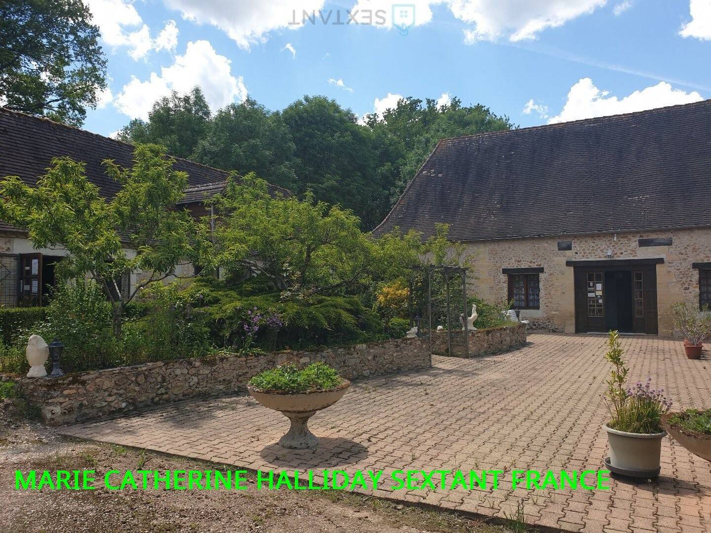 Maison à vendre, 400m², ROUFFIGNAC SAINT CERNIN DE REILHAC
