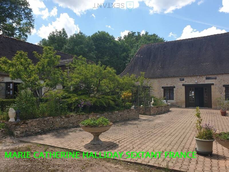 Maison à vendre, 400m², ROUFFIGNAC SAINT CERNIN DE REILHAC
