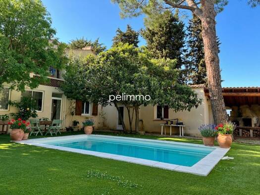 Maison à vendre 499 000 € 7 pièces 5 chambres 165 m² 850 m² de terrain Charleval 13350