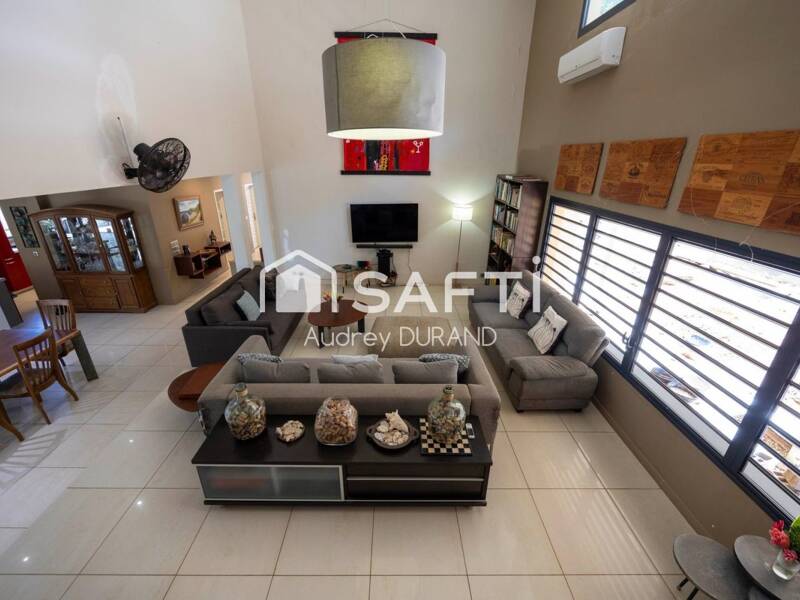 Maison à vendre, 254m², REMIRE MONTJOLY