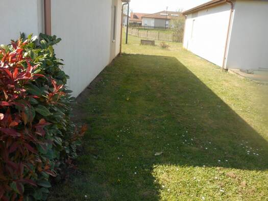 Appartement à louer 625 € 1 pièce 41 m² RDC Le Châtelet 18170