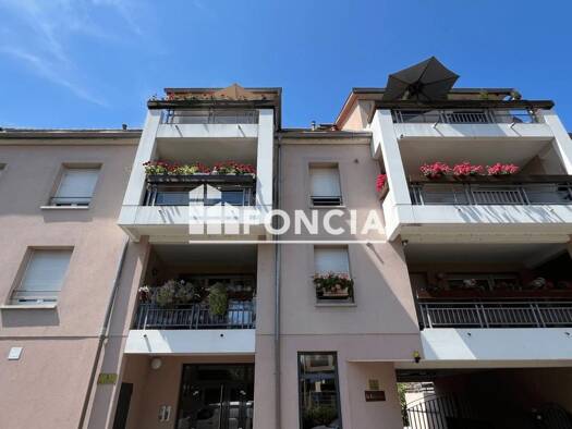 Duplex à vendre 158 000 € 3 pièces 2 chambres 75 m² Étage 3/3 Centre Saverne 67700