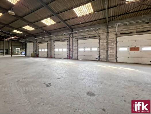 Entrepôt à vendre 1 470 000 € 1 200 m² d'espace de stockage Saint Léon Colmar 68000