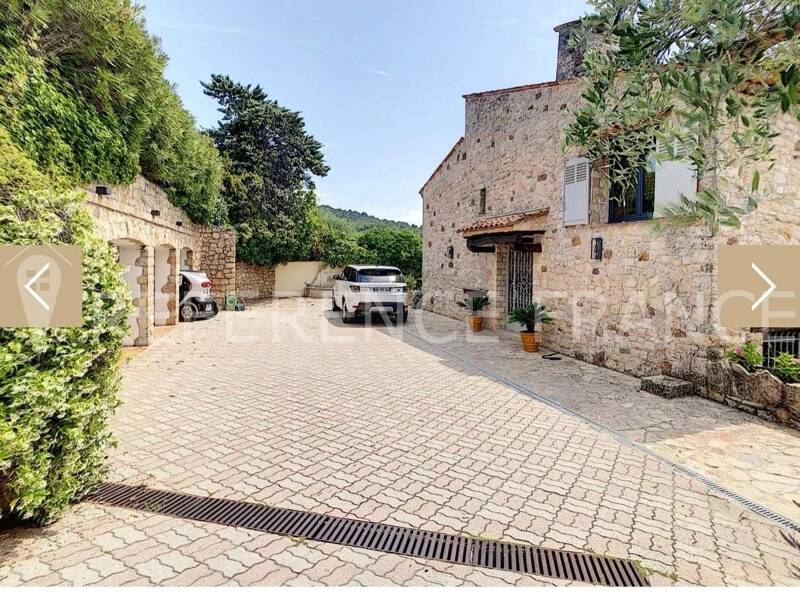 Maison à louer, 290m², MOUGINS
