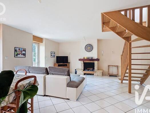 Maison à vendre 272 500 € 7 pièces 5 chambres 154 m² 2 540 m² de terrain Allaire 56350