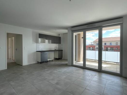 Appartement à louer 780 € 3 pièces 2 chambres 65 m² Étage 3/3 Ramassiers-Marots Cabriol Colomiers 31770