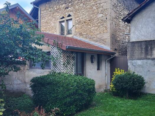 Maison de ville à vendre 239 000 € 5 pièces 4 chambres 190 m² 100 m² de terrain Serrières-de-Briord 01470