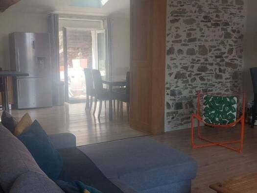Maison à vendre 289 800 € 8 pièces 6 chambres 200 m² 849 m² de terrain Montsûrs 53150