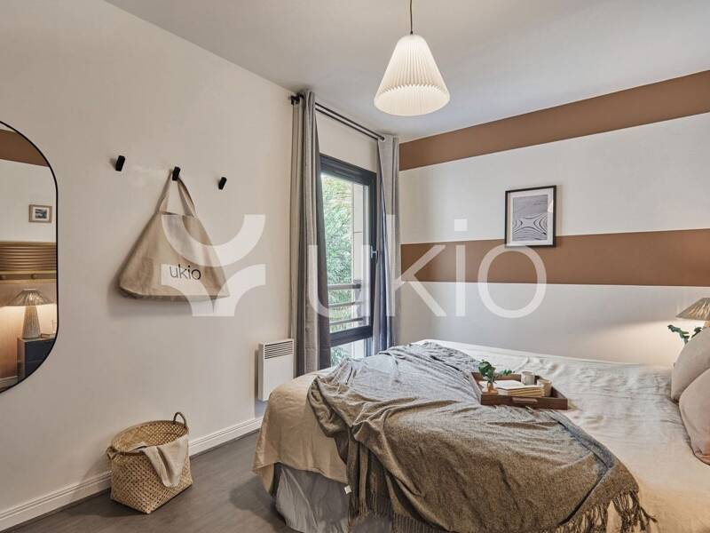 Maison à louer, 76m², PARIS 16E