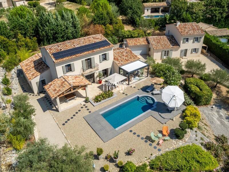 Maison à vendre, 330m², SAINT SATURNIN LES APT