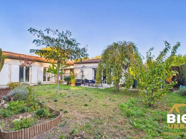 Villa à vendre 319 000 € 6 pièces 5 chambres 146,2 m² 494 m² de terrain Garons 30128