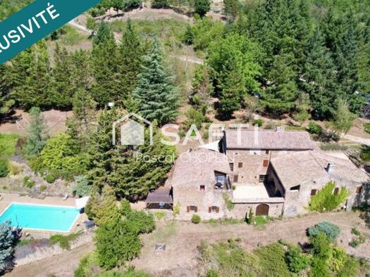 Demeure à vendre 680 000 € 11 pièces 8 chambres 344 m² 31 302 m² de terrain Ardoix 07290
