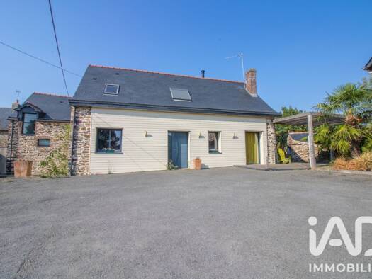 Maison à vendre 325 000 € 8 pièces 7 chambres 196 m² 1 264 m² de terrain Coësmes 35134