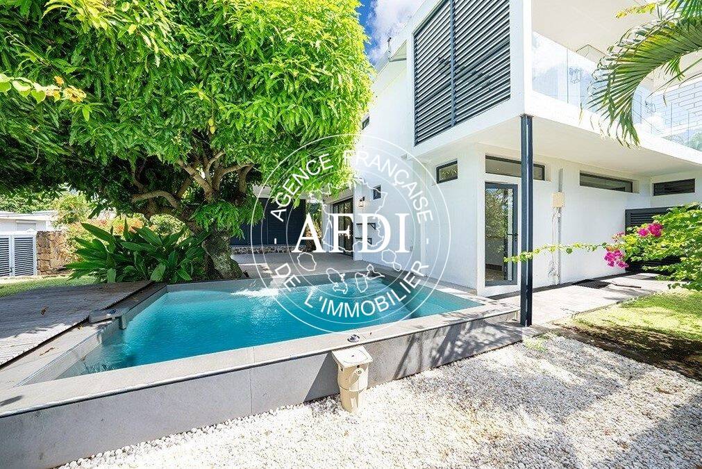 Maison à vendre, 285m², FORT DE FRANCE