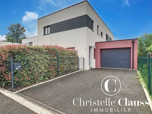 Maison à vendre 390 000 € 5 pièces 3 chambres 120 m² 251 m² de terrain Kembs 68680