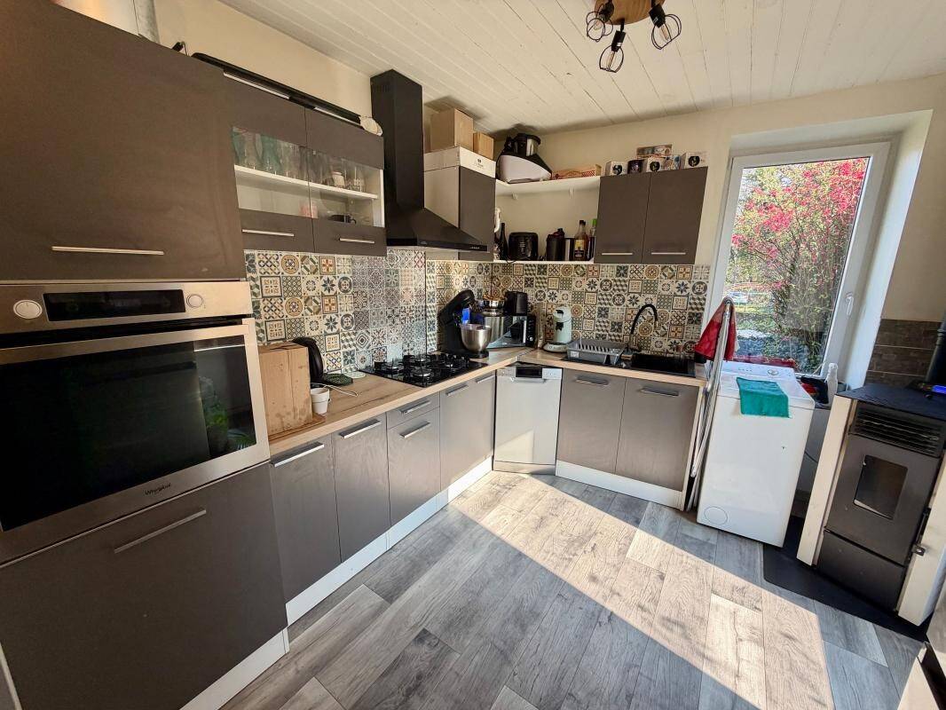 Maison à vendre, 82m², SAINT GEOIRE EN VALDAINE