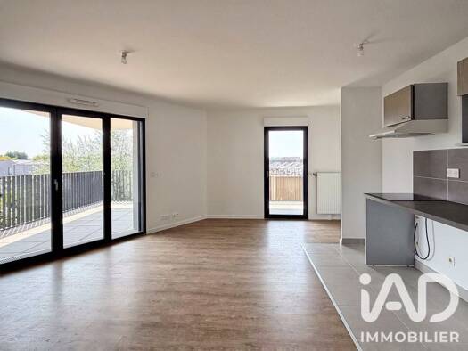 Appartement à vendre 338 000 € 4 pièces 3 chambres 78 m² Étage 2/3 Centre Ville Sud Ouest Bussy-Saint-Georges 77600