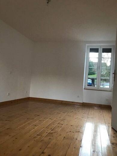 Ferme à louer 1 122 € 5 pièces 3 chambres 131 m² disponible à partir du 17/06/2025 Blaincourt-Lès-Précy 60460