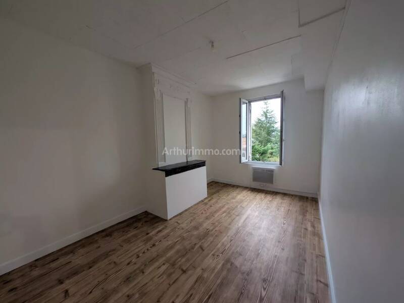 Maison à louer, 72m², SAINT MEDARD DE GUIZIERES