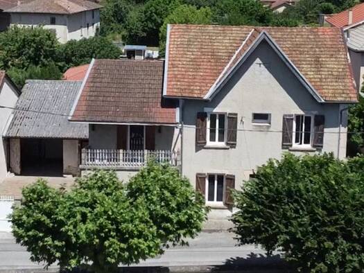 Maison à vendre 215 000 € 6 pièces 5 chambres 160 m² 307 m² de terrain Viriville 38980