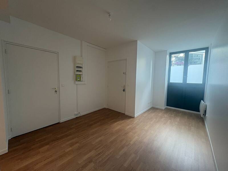 Maison à louer, 37m², PARIS 18E