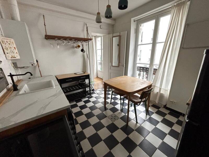 Maison à louer, 40m², PARIS 18E