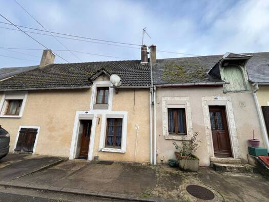 Maison à vendre 54 800 € 4 pièces 1 chambre 97 m² 244 m² de terrain Chârost 18290