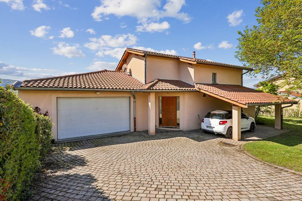 Maison à vendre, 181m², SOURCIEUX LES MINES