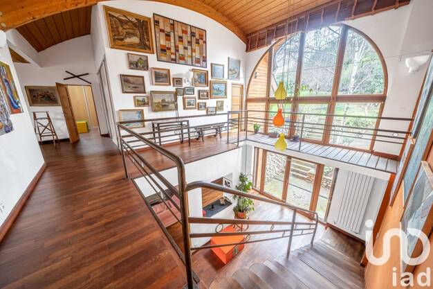 Immeuble à vendre 1 390 000 € 547 m² Le Plateau Vitry-sur-Seine 94400