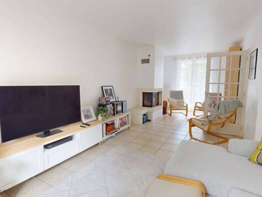 Maison à vendre 335 000 € 6 pièces 4 chambres 148,85 m² 220 m² de terrain Sud voie Ferree Breuillet 91650