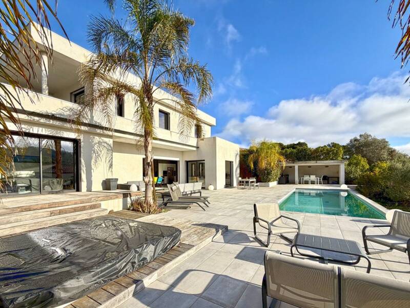 Maison à vendre, 170m², LA VALETTE DU VAR