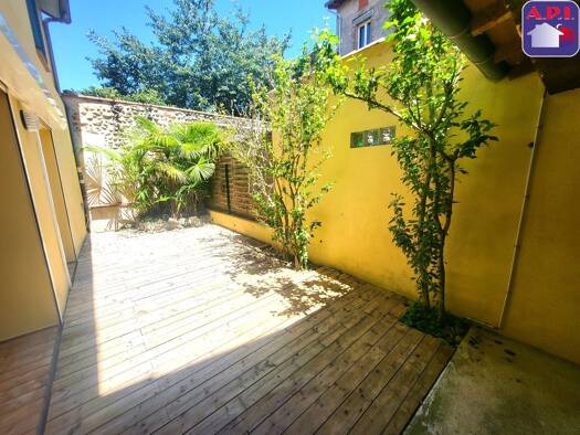 Immeuble à vendre 263 000 € 198 m² Mazères 09270