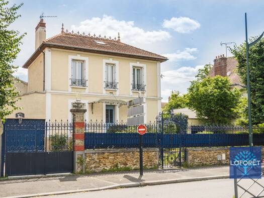 Maison à vendre 369 000 € 6 pièces 3 chambres 140 m² 348 m² de terrain Franklin Les Pavillons sous Bois 93320