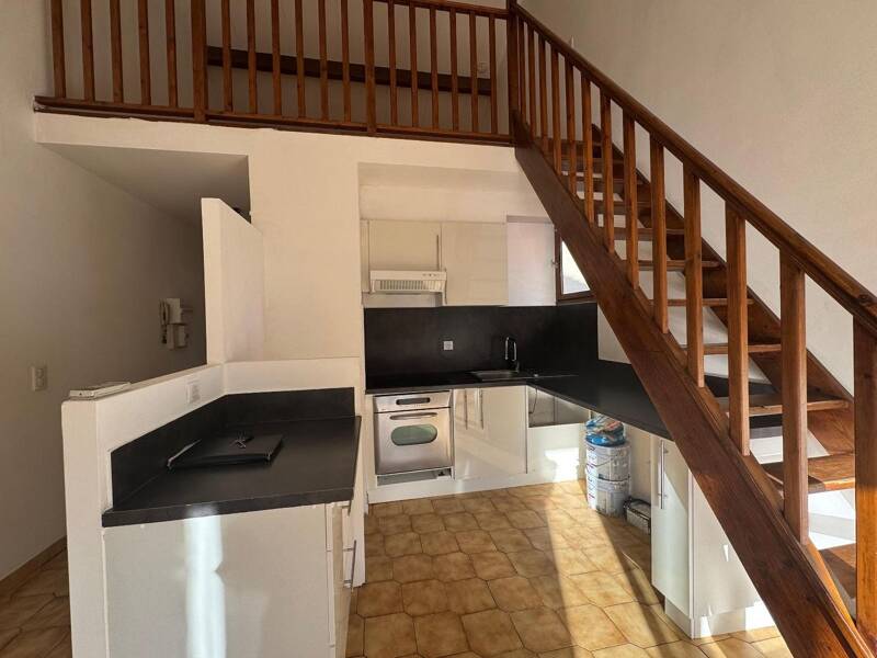 Maison à louer, 54m², NANS LES PINS