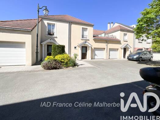 Maison à vendre 790 000 € 6 pièces 4 chambres 139 m² 140 m² de terrain Hauts d'Asnières-Métro Asnières-sur-Seine 92600