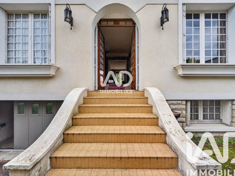 Maison à vendre, 191m², SAINT MAUR DES FOSSES