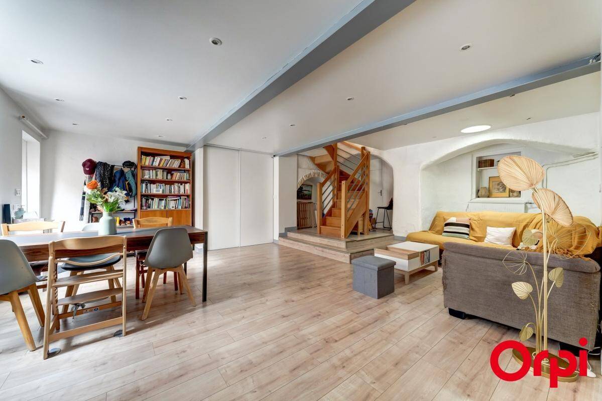 Maison à vendre, 150m², GREZIEU LA VARENNE