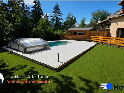 Maison à vendre 1 085 000 € 7 pièces 4 chambres 172 m² 1 075 m² de terrain République-Sainte Catherine Briançon 05100