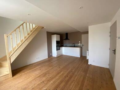 Appartement à louer 650 € 3 pièces 2 chambres 34 m² 1er étage Béré-Choisel-Borderie-Vitré Châteaubriant 44110