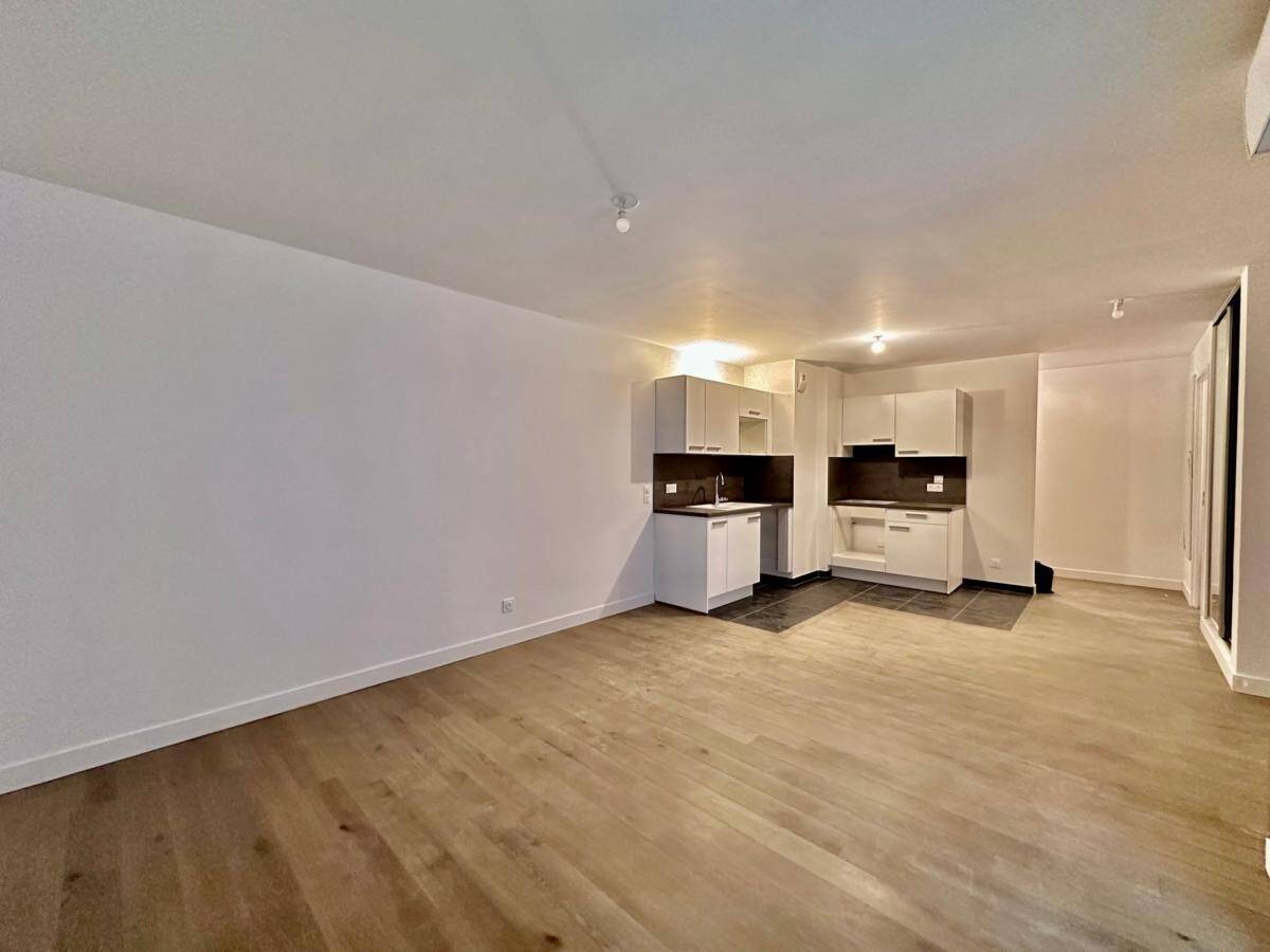 Maison à louer, 81m², CLICHY