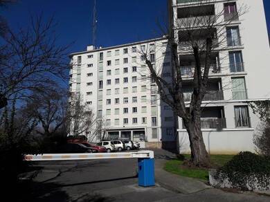 Appartement à louer 689 € 2 pièces 1 chambre 42 m² Étage 6/8 Fourvière-Saint Just Lyon 5ème 69005