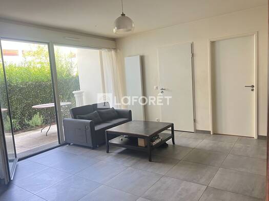 Appartement à vendre - Première occupation 345 000 € 2 pièces 1 chambre 49 m² RDC/5 Centre Saint-Cloud 92210