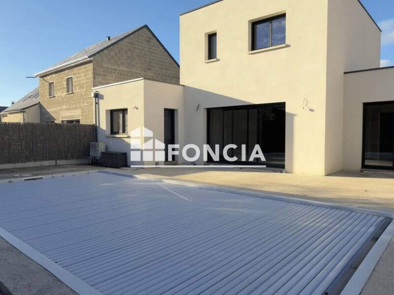 Maison à vendre, 111m², SAVIGNE L'EVEQUE