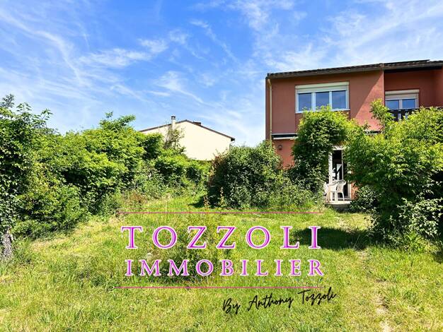 Maison à vendre 260 000 € 5 pièces 4 chambres 91 m² 330 m² de terrain Centre Village Saint Quentin Fallavier 38070