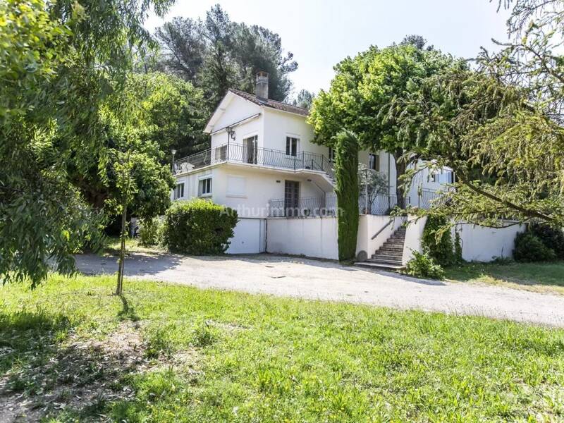 Maison à louer, 123m², MARSEILLE 11E