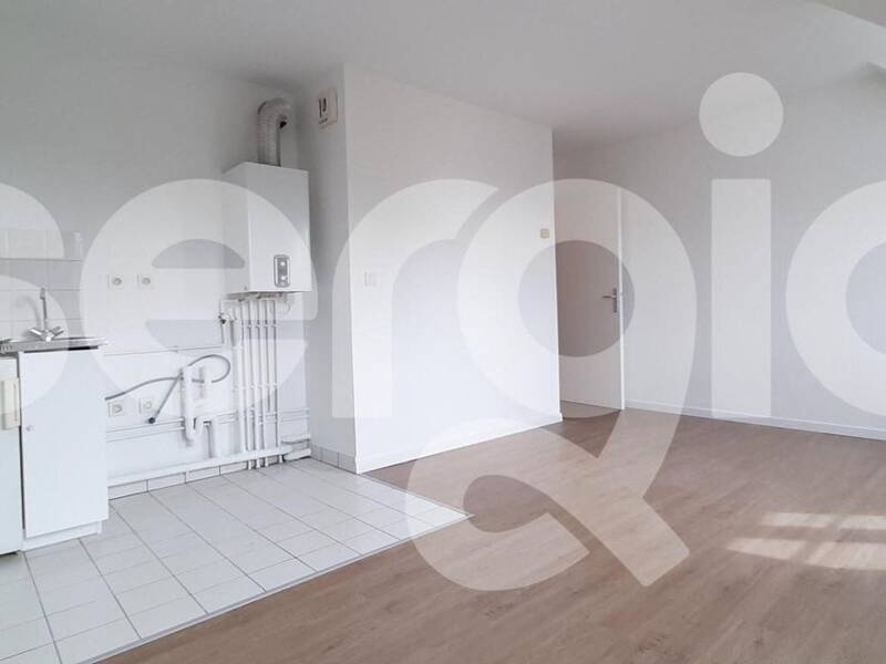 Maison à louer, 26m², BUSSY SAINT GEORGES