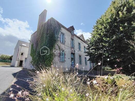Immeuble à vendre 171 200 € 210 m² Nivillac 56130