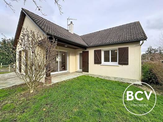 Maison à louer 1 140 € 4 pièces 3 chambres 89 m² Lèves 28300